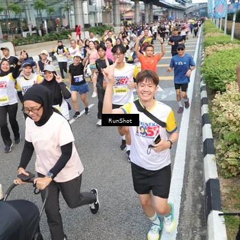 Runner Photo 4529614
