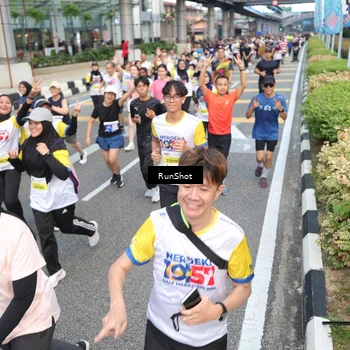 Runner Photo 4529661