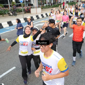 Runner Photo 4529678
