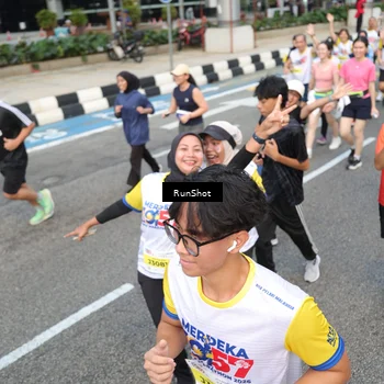 Runner Photo 4529688