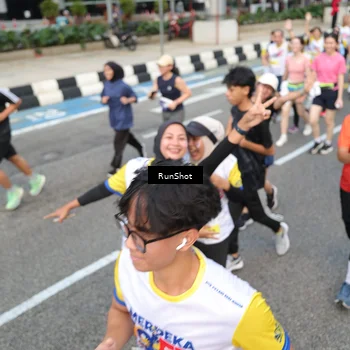Runner Photo 4529696