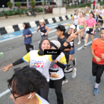 Runner Photo 4529713