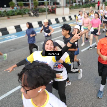 Runner Photo 4529741