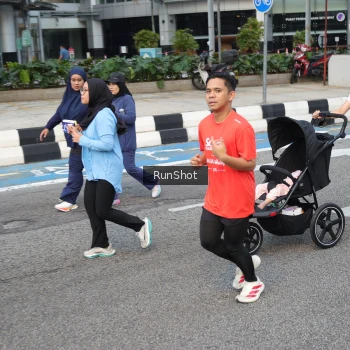 Runner Photo 4529760