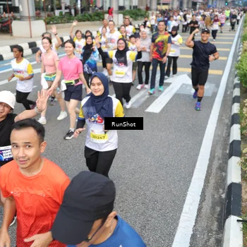 Runner Photo 4529773