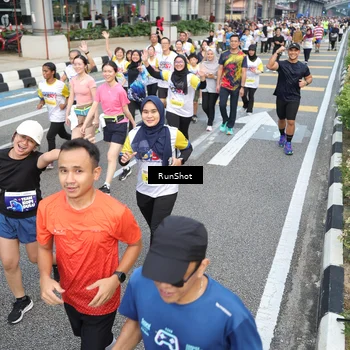 Runner Photo 4529777