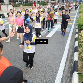 Runner Photo 4529801