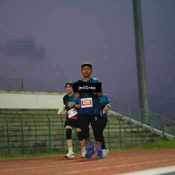 Runner Photo 4529847