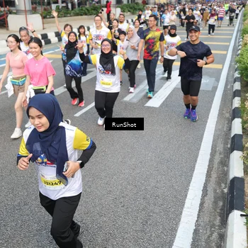 Runner Photo 4529863