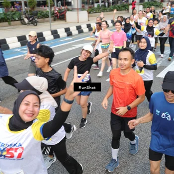 Runner Photo 4529876