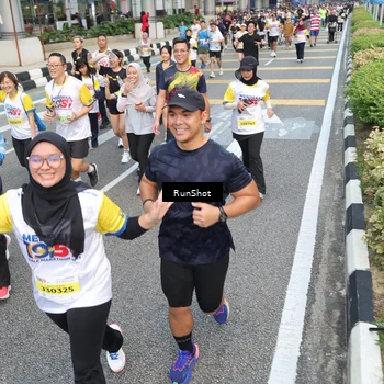 Runner Photo 4530033