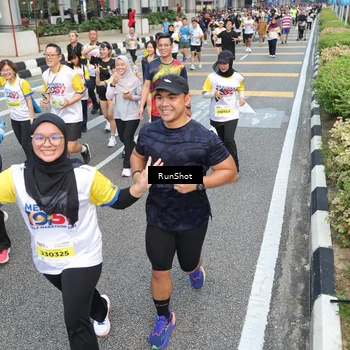 Runner Photo 4530038