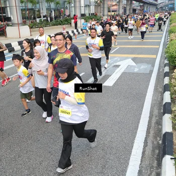 Runner Photo 4530192