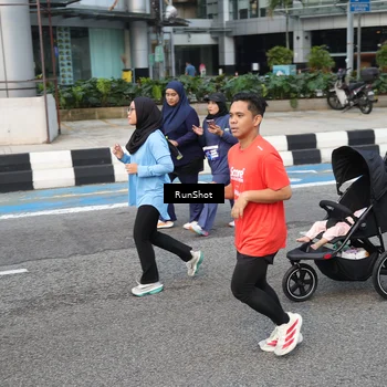 Runner Photo 4530292