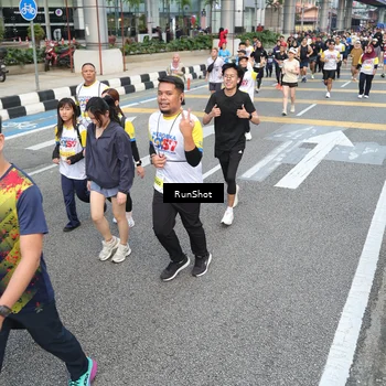 Runner Photo 4530378