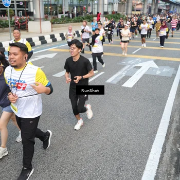 Runner Photo 4530580