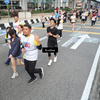 Runner Photo 4530597
