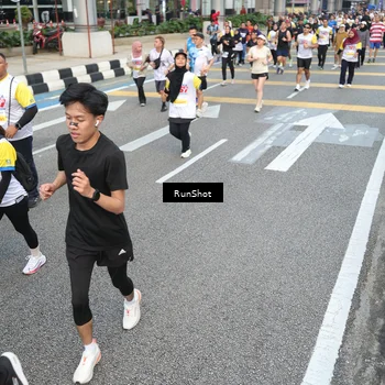 Runner Photo 4530616