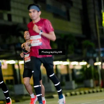 Runner Photo 4530670
