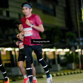 Runner Photo 4530671