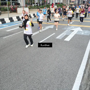 Runner Photo 4530800