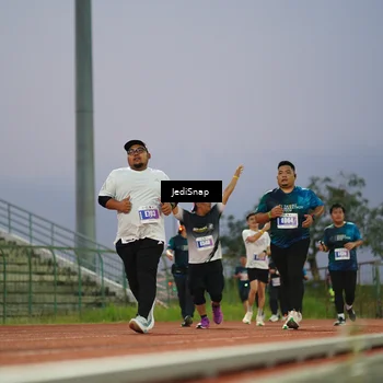 Runner Photo 4531360