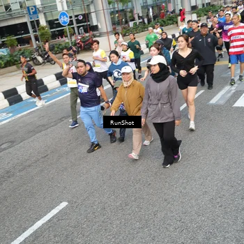 Runner Photo 4531517