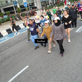 Runner Photo 4531606