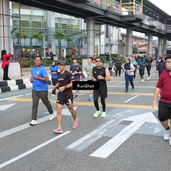 Runner Photo 4532190