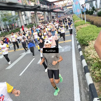 Runner Photo 4532504