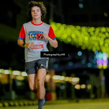 Runner Photo 4532618