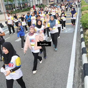 Runner Photo 4532672