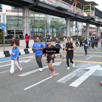 Runner Photo 4532777