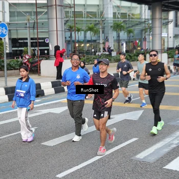 Runner Photo 4532831