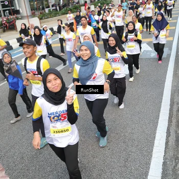 Runner Photo 4532865