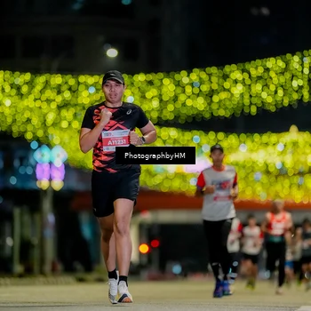 Runner Photo 4533070