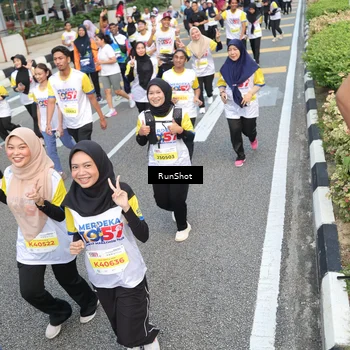Runner Photo 4533074
