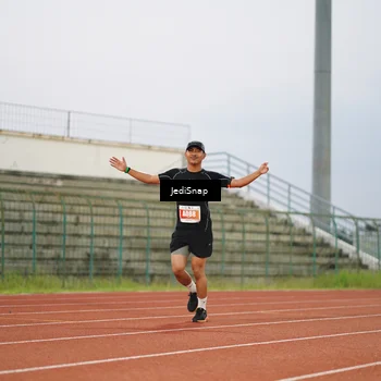 Runner Photo 4533173
