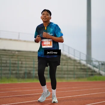 Runner Photo 4533393
