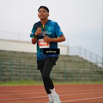 Runner Photo 4533399