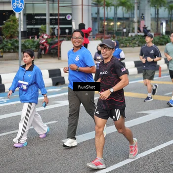Runner Photo 4533446