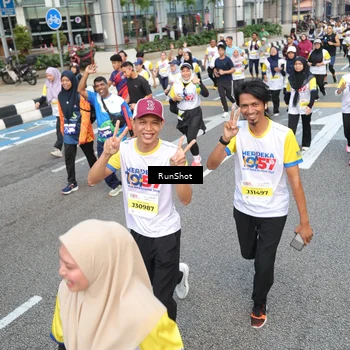 Runner Photo 4533450