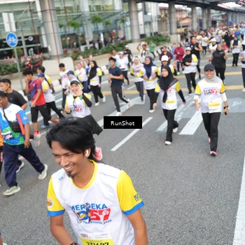 Runner Photo 4533509