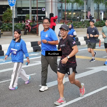 Runner Photo 4533519