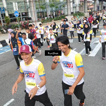Runner Photo 4533536