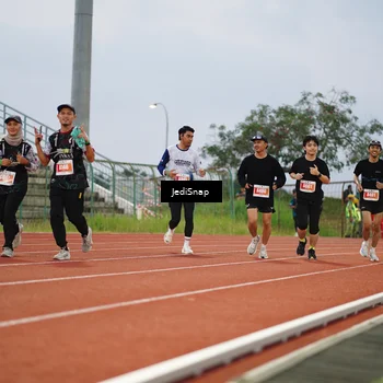 Runner Photo 4533568