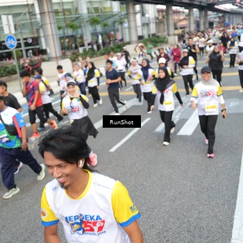 Runner Photo 4533602
