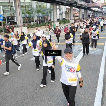 Runner Photo 4533631