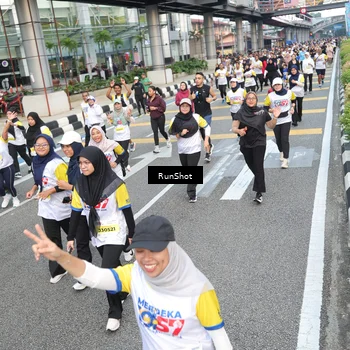 Runner Photo 4533694