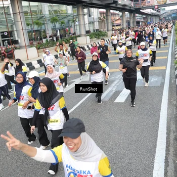 Runner Photo 4533718